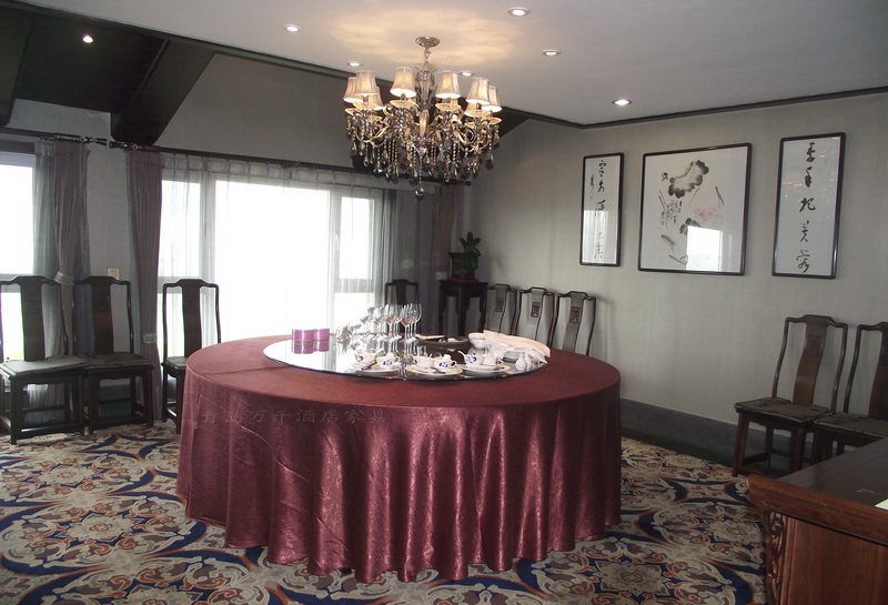  石老人高爾夫球場旁 知味齋會所