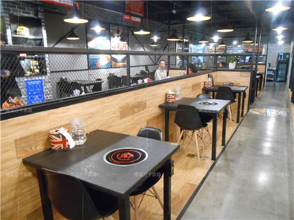  客瑞吉芝士排骨 李村萬達(dá)店火燒石餐桌