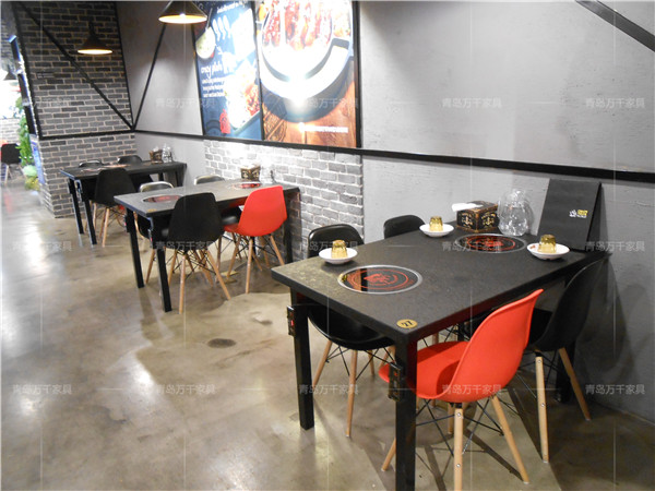  客瑞吉芝士排骨 李村萬達(dá)店火燒石餐桌