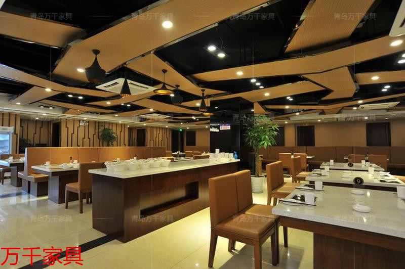  紅與黑全國連鎖加盟店