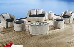 簡(jiǎn)約風(fēng)格的青島戶外酒店桌椅有哪些類(lèi)型