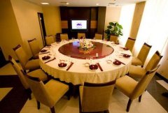 青島酒店桌椅批發(fā)采購哪家好？